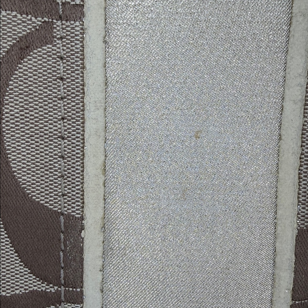 Coach tay and Brown Crossbody bag some rubbing on zipper pull gold tassel - Picture 7 of 15